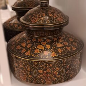 MARBLE POT WITH HAND PAINTED ART WORK